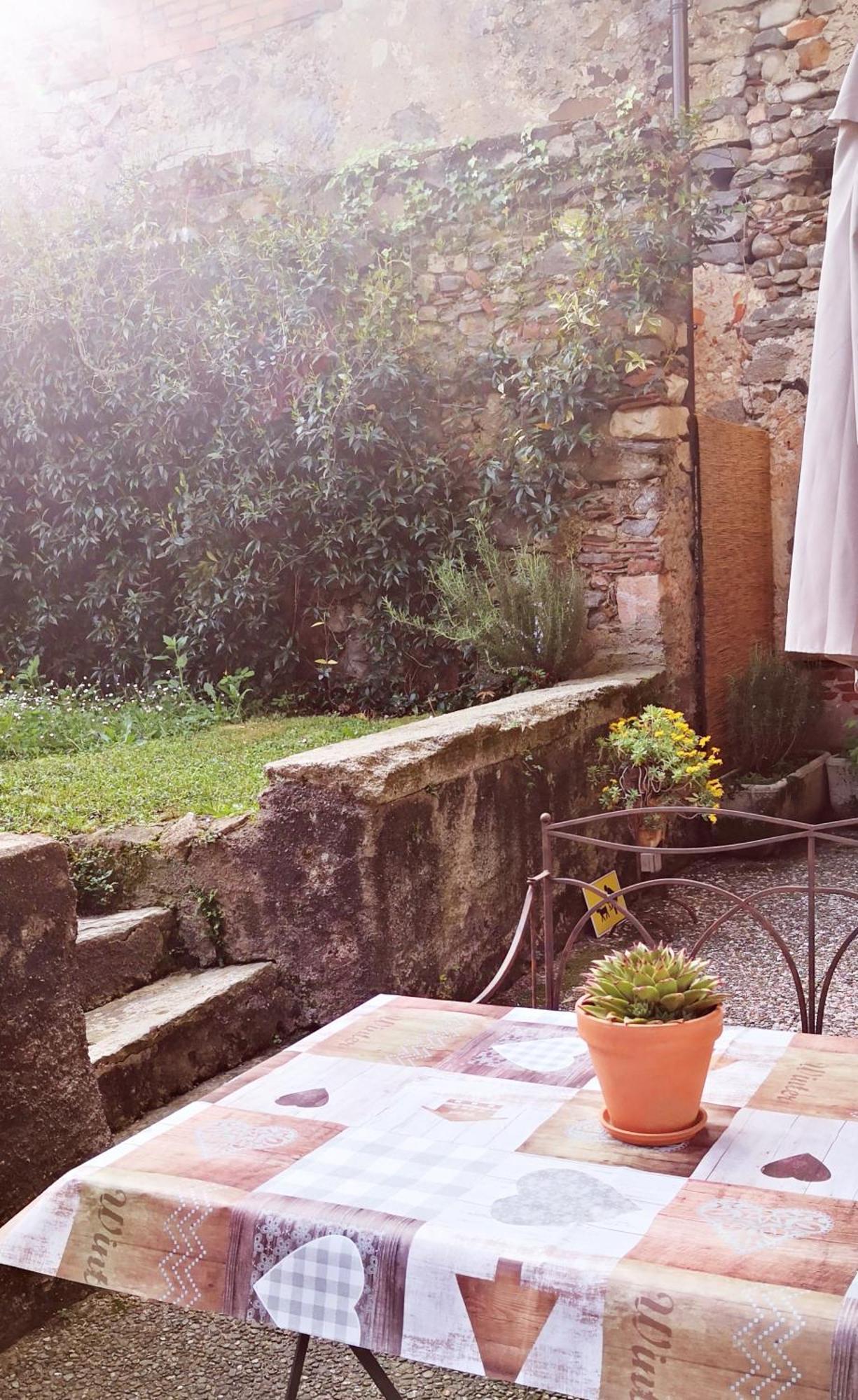 Residenza Esse Villa Angera Exterior photo